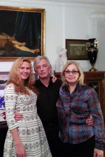 59-летний сын Валентины Титовой и Владимира Басова после пожара не может вылезти из долгов и живет с мамой