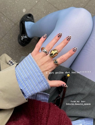 Polka dot nails: главный маникюр весны 2025, который уже стал вирусным