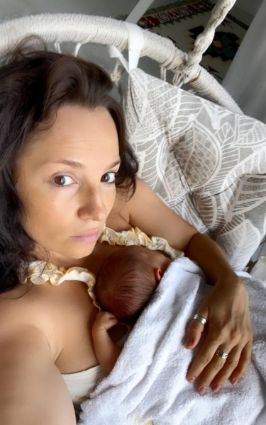 Светлана Светикова назвала дочь астрологическим именем и дала ей свою фамилию